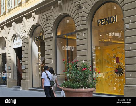 shoppen in florenz fendi|fendi shops firenze.